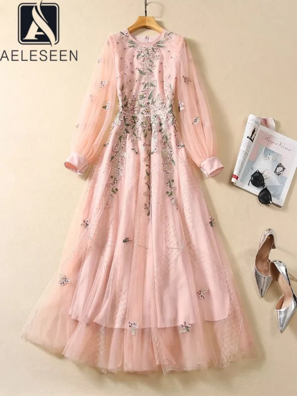 Pink Floral Dress: Luxury Embroidered Lantern Sleeve Party Gown
