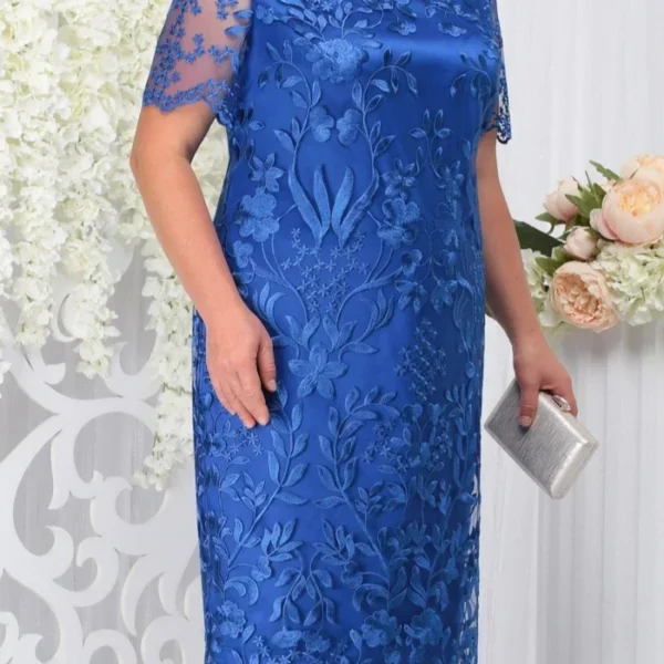Pink Floral Dress: Plus Size Lace Bodycon Wedding Guest Midi - Image 3